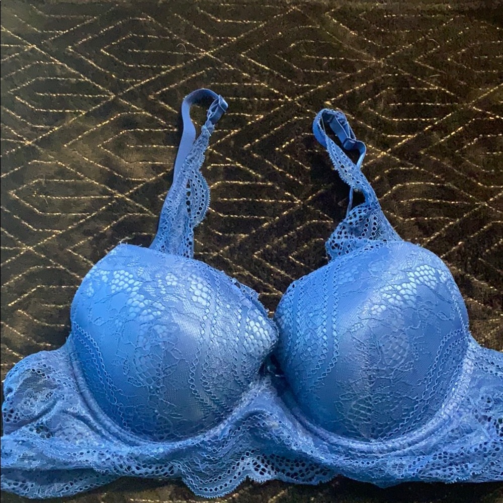 Sesy brand push-up bra